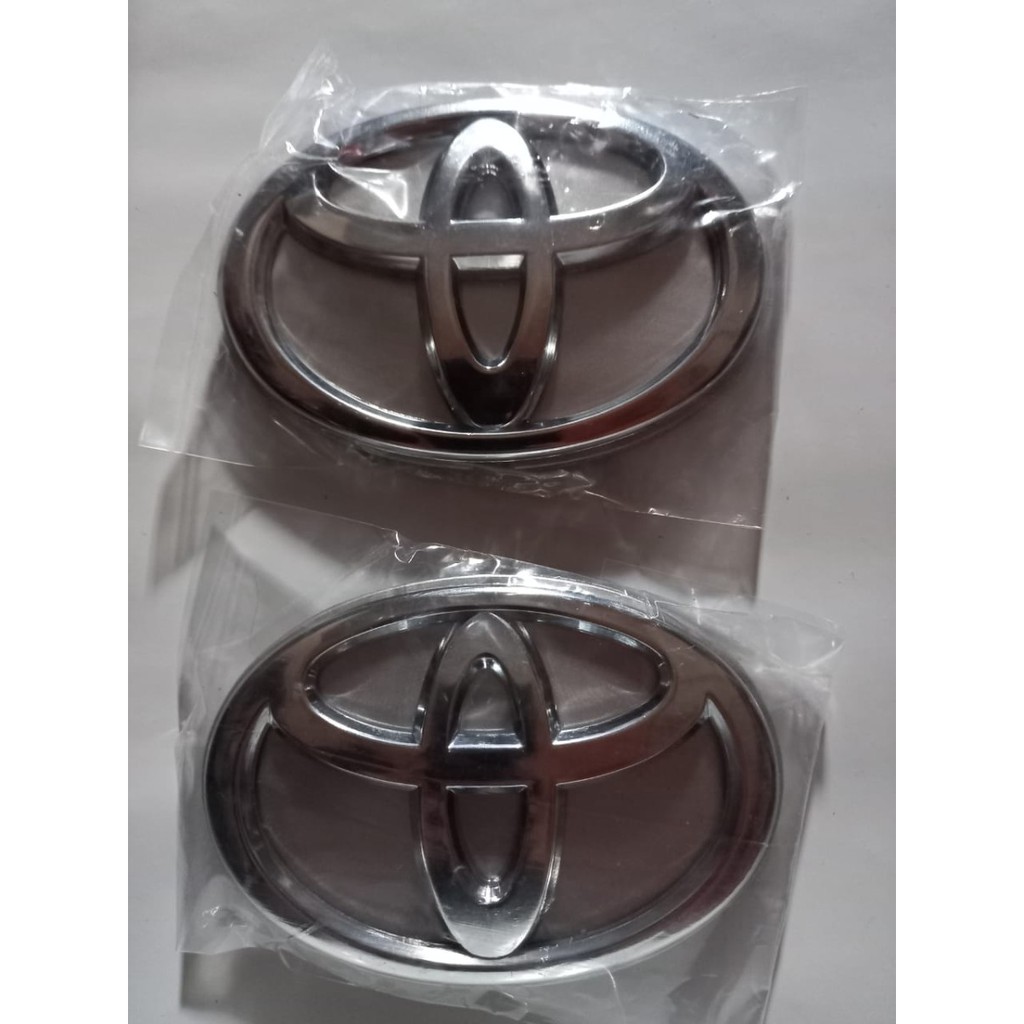 Emblem Logo Cover Ban Serep Toyota Belakang Mobil Rush