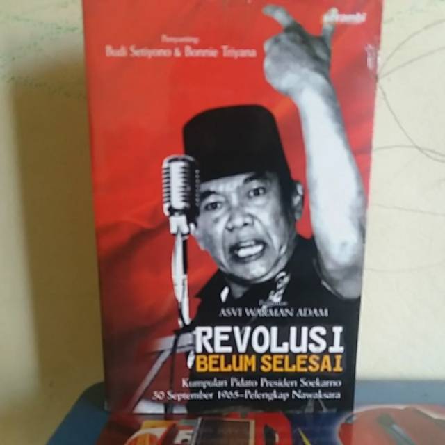REVOLUSI BELUM SELESAI