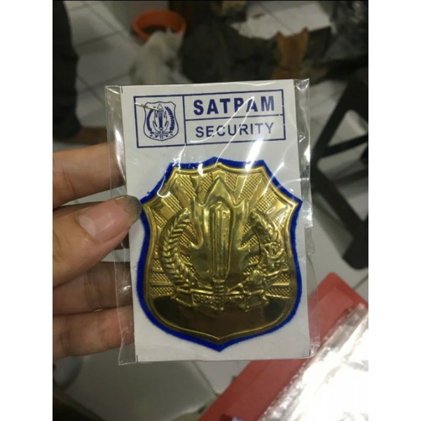 PIN KWENANGAN SECURITY LIS BIRU BESAR