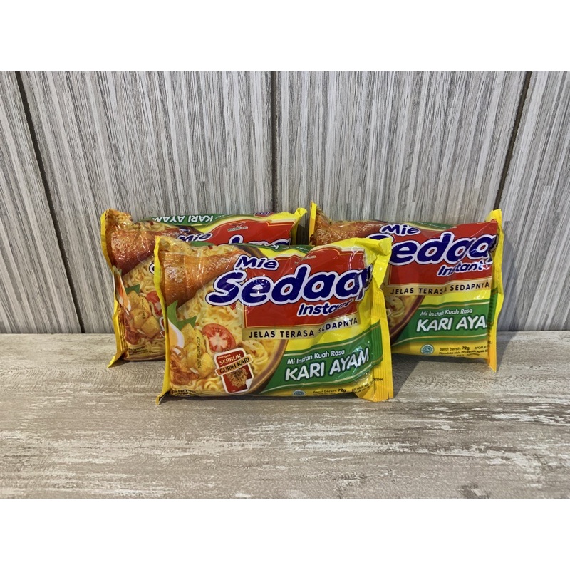 

Sedaap mie instan kari ayam 82 gr