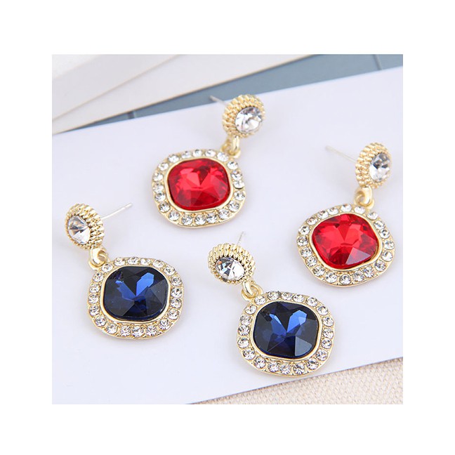 LRC Anting Tusuk Fashion Royal Stud Earrings A62058