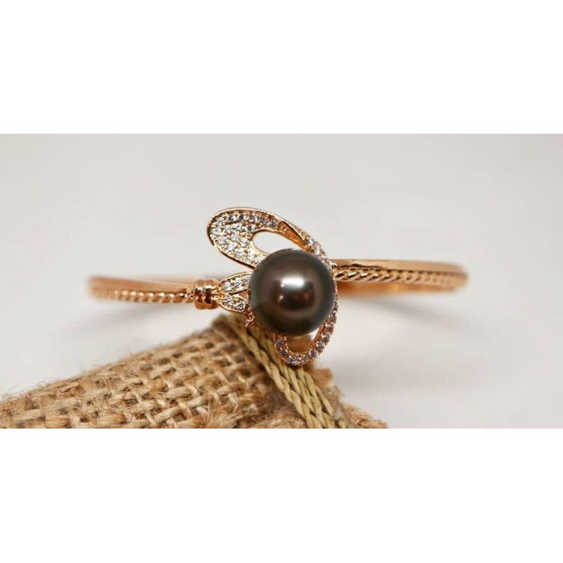 GELANG MUTIARA AIR LAUT HITAM