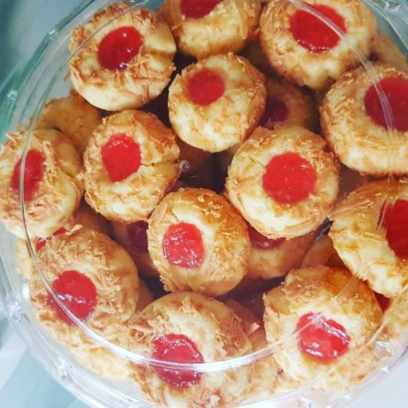 

tumbprint stawberry cheese
