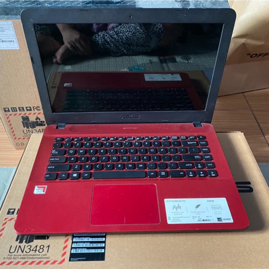 Laptop / Notebook Asus X441B AMD A9 9425 Like New