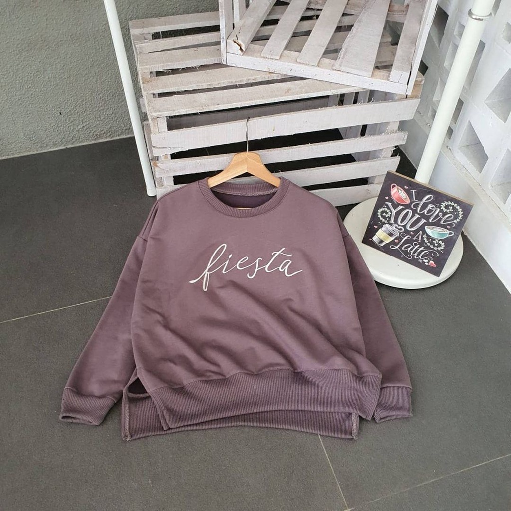 Sweatshirt Bordir Fiesta Sweater Motif Lettering Simple