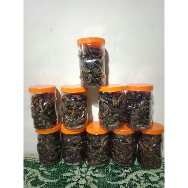 

belalang goreng/asli belalang kayu 150,60,20 gr rasa original.tanpa bahan pengawet,100% halal