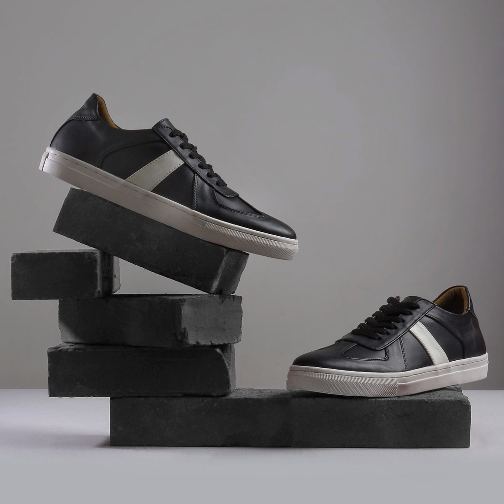 CROWD BLACK |Reyl x FORIND| Sepatu Putih Casual Sneakers Kasual Polos Original Pria Cowok Footwear