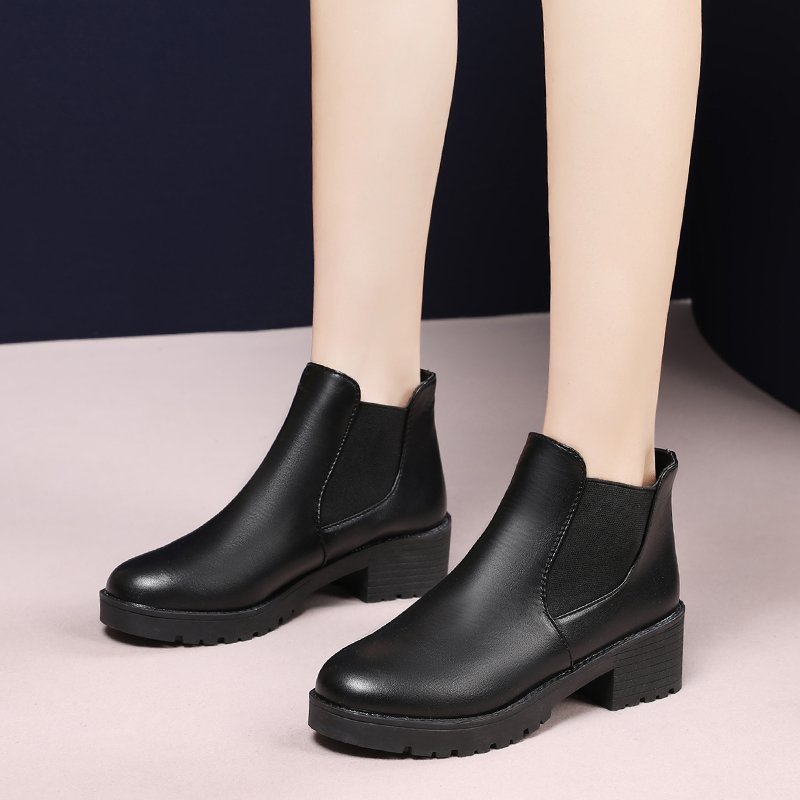 Women's Black Chelsea Boots, Round-toe Ankle Boots Suarez