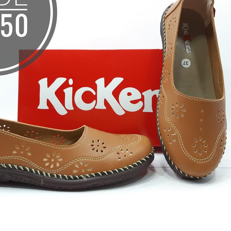 Sepatu Kickers Wanita MK-50 Tan
