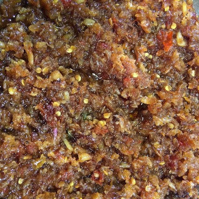 

Sambel Cincalok atau Hekoi Asam Manis Pedas Halal Ny Dju