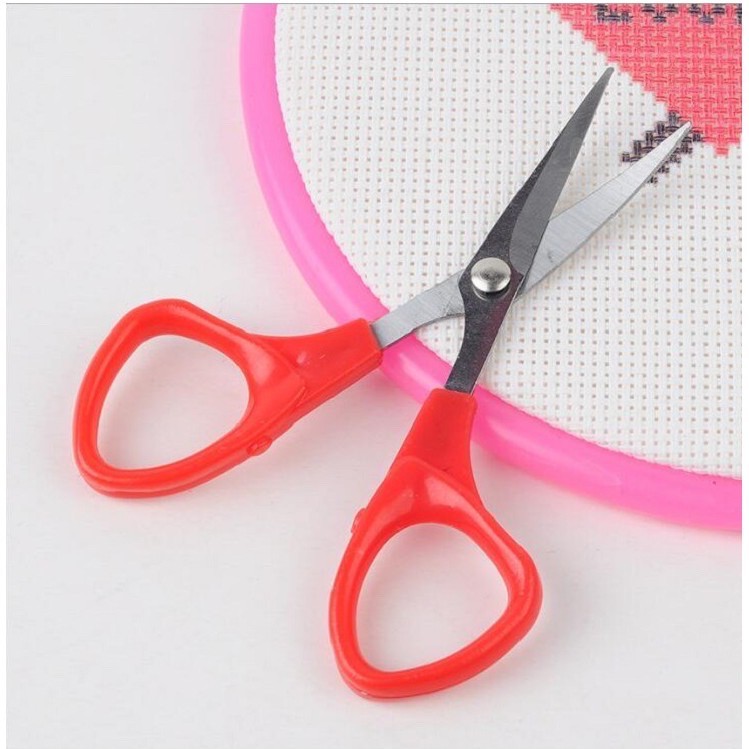 

Gunting Kecil / Gunting Alis / Gunting Eyelash extension