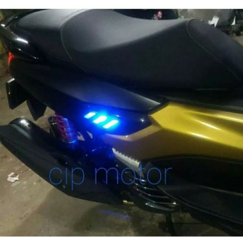 Sirip Body samping nmax carbon lampu nmax old