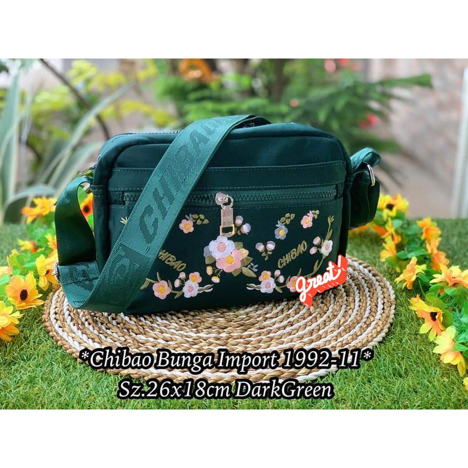 TAS SLEMPANG WANITA TAS CHIBAO SLEMPANG WANITA 1992-11 MOTIF BUNGA SIZE 28x8x18 Cm BAHAN BLUDRU BARU