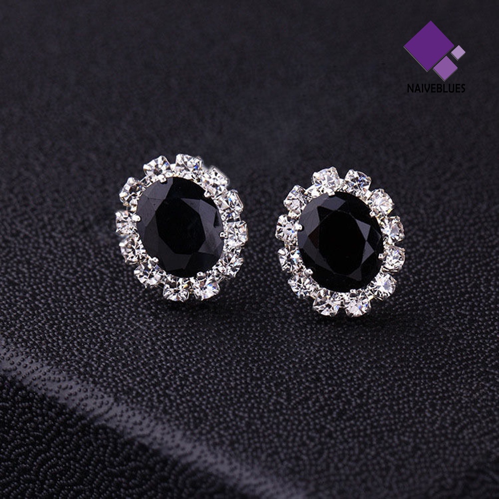 Anting Stud Bentuk Bunga Aksen Berlian Imitasi Untuk Wanita