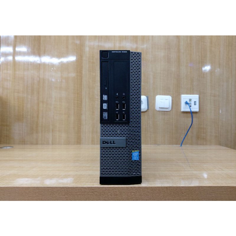 Paketan Dell Optiplex 9020 Core i5 Gen4 Ram 8Gb Ddr3 Ssd 128gb Lcd 19in Wide