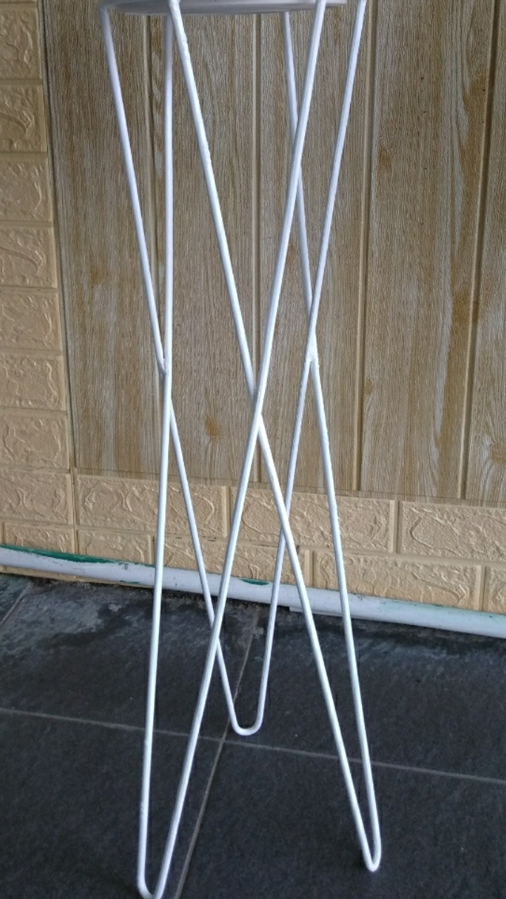 Standing Pot Besi 70cm Diameter 18cm / Rak Bunga Besi / Standing Planter