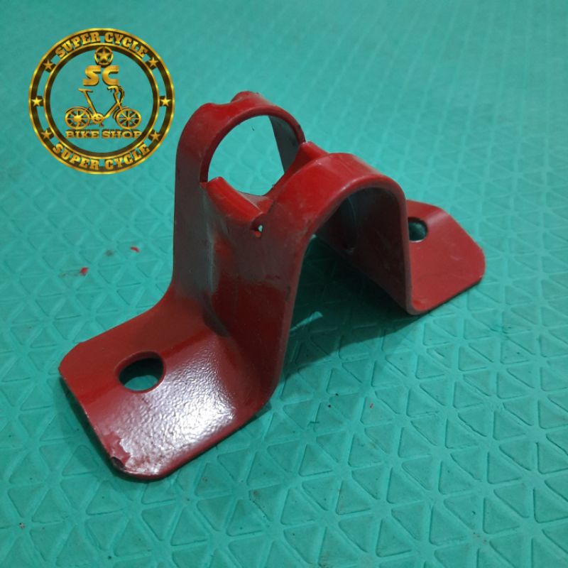 ARTCO Gantungan Roda (V Kecil) Kuping As Roda Gerobak Sorong