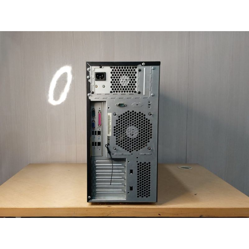 Pc Server System X3200 M2Intel Xeon X3320 Ram 8Gb Ddr2 Ssd 256Gb Hdd 500Gb