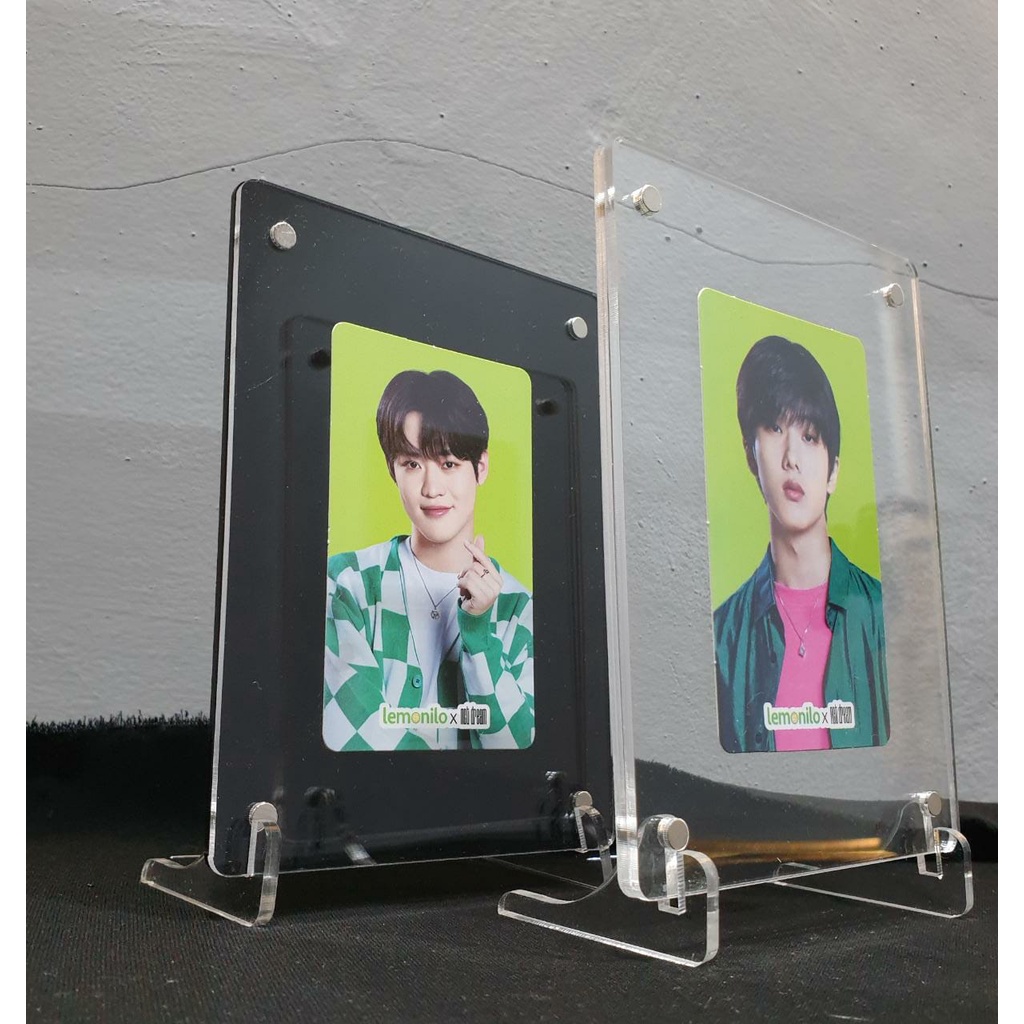 BTS Frame Magnet Bahan Akrilik 4 R Ukuran 11 x 16 cm Photocard Gratis Dudukan