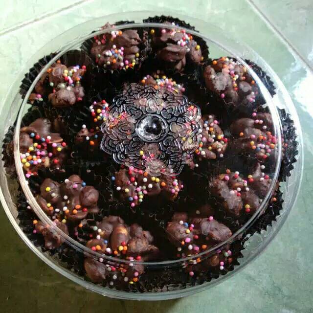 

Coklat Kacang Kress Kriukkkk Home Made