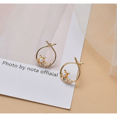 LRC Anting Tusuk Fashion Golden Pearl Star Geometric Cross Earrings D77323