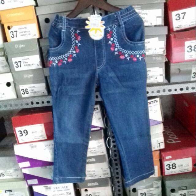 Celana little m cewek branded matahari