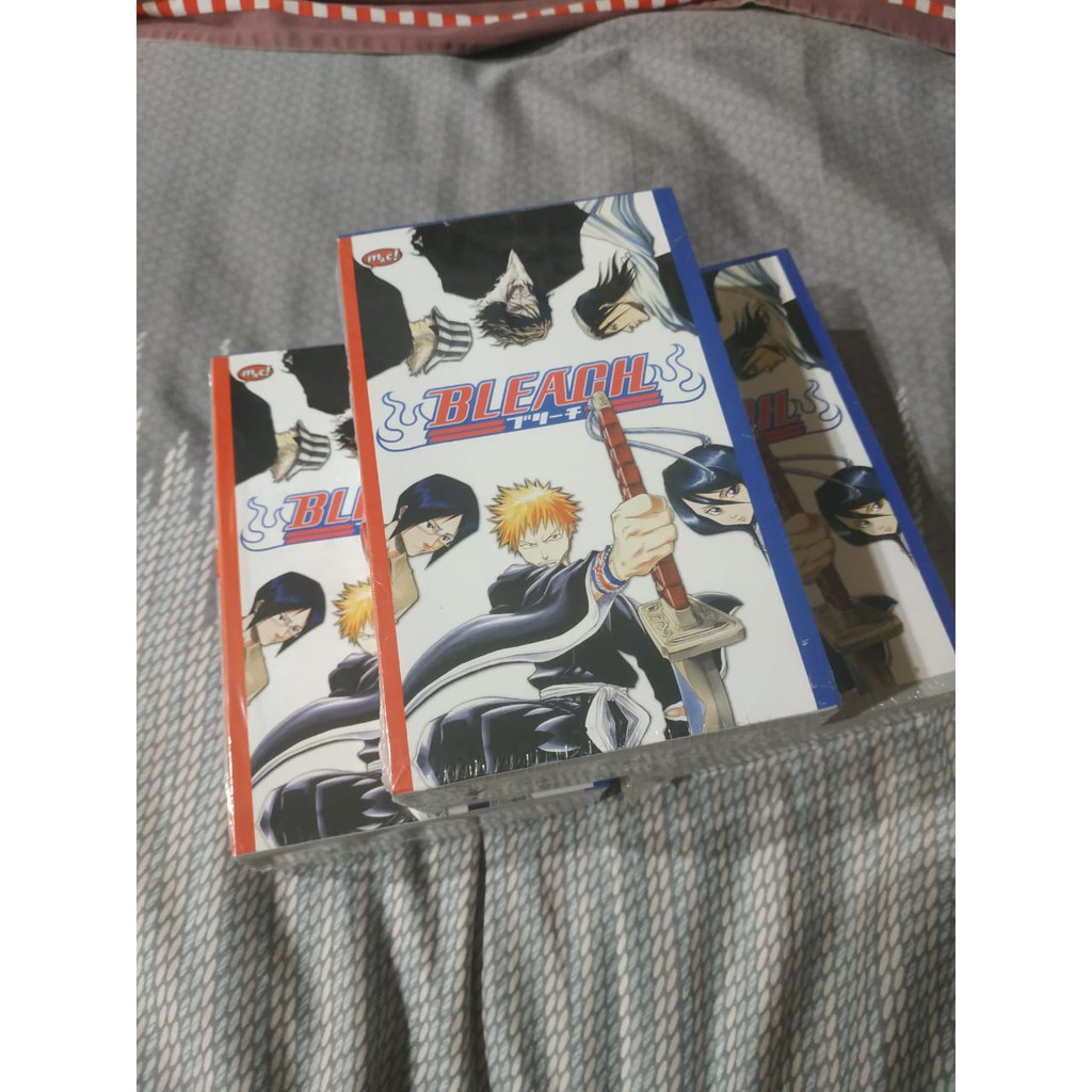 Paket box komik Bleach No 1 - 18 ( 3 box )