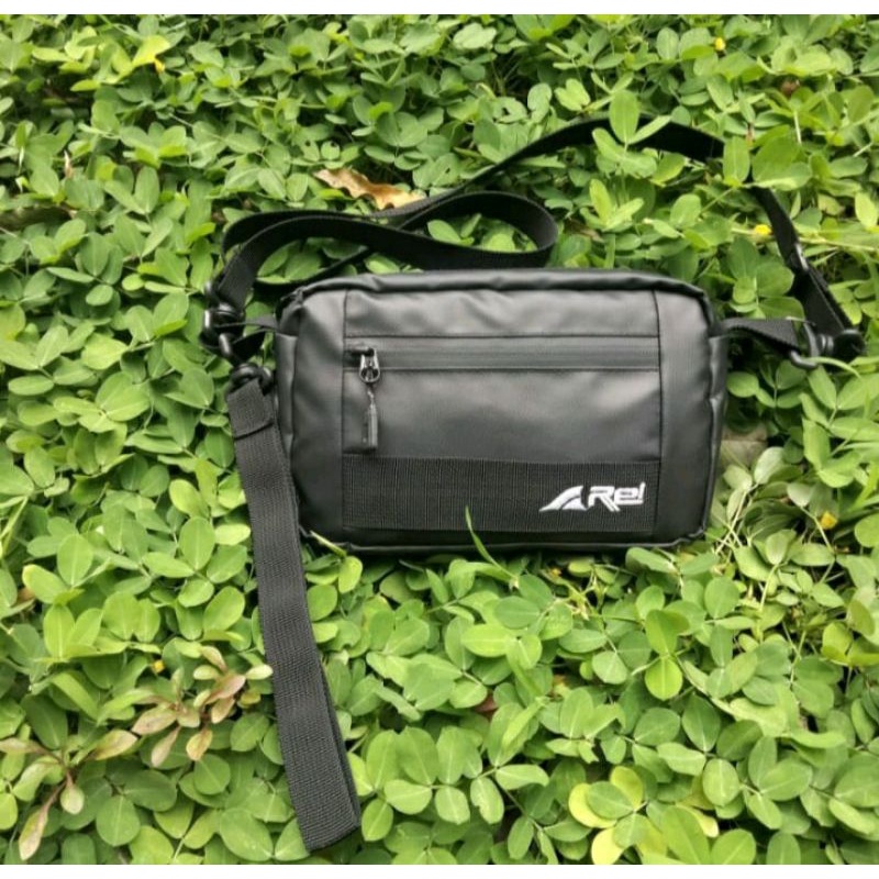 slingbag pouchbag waterproof