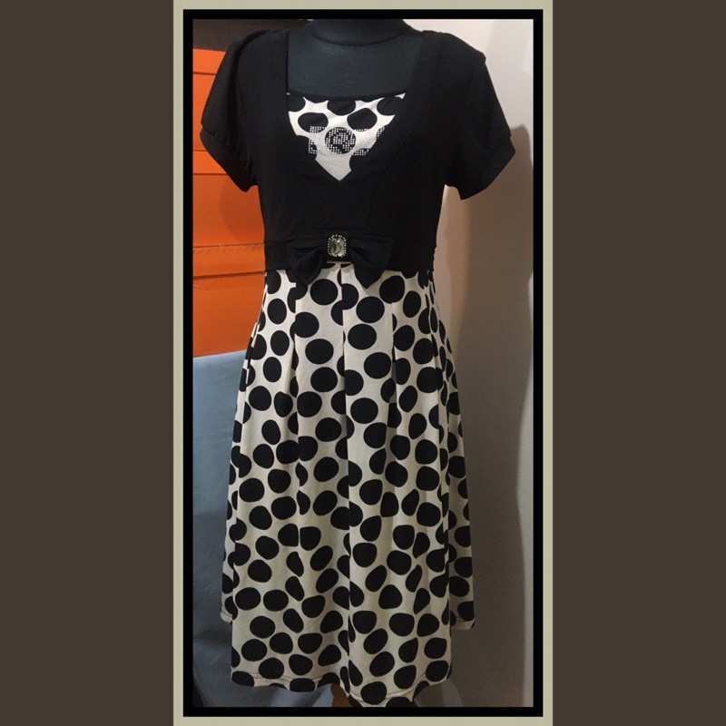 Dress Hitam Cream Polka