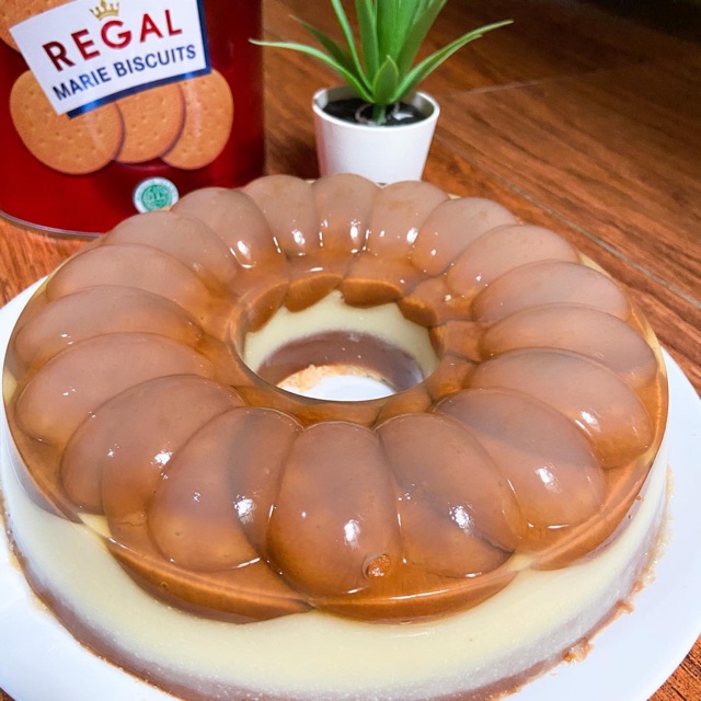 

Milky Regal Pudding - PARTY SIZE