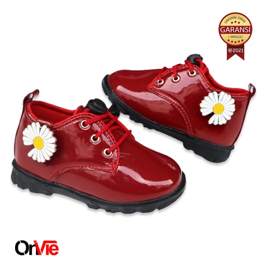 Sepatu Pesta Anak Perempuan Glossy Bertali Motif Daishi | Sepatu Korea Formal Onvie