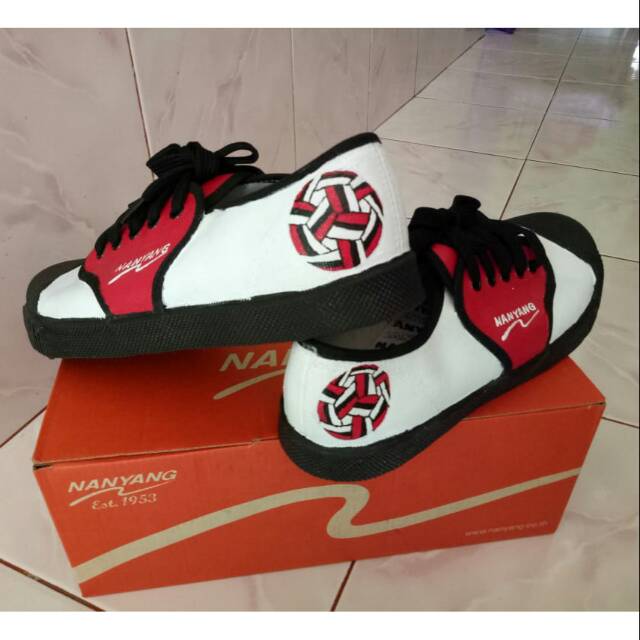 SEPATU NANYANG MOTIF 205-S (PUTIH MERAH)