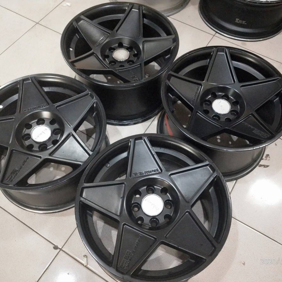 Velg Bekas Mobil Celong EMORTAL (3SDM) R16 Hole 4X100 4X114,3 BLACK Untuk Mobil Jazz Vios City Sirio