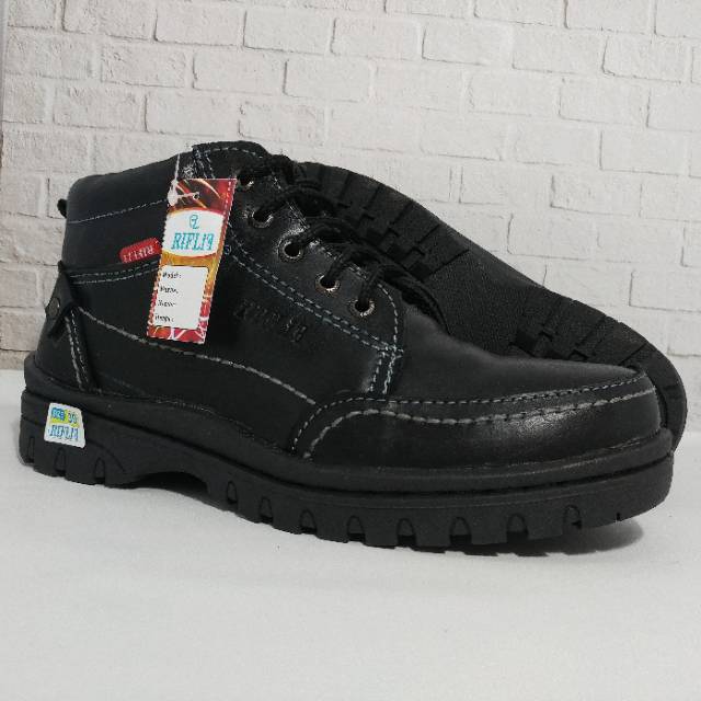 Sepatu Boots Pria Bahan Kulit Asli Istimewa