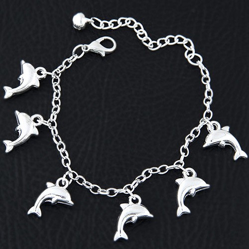 LRC Gelang Tangan Fashion Silvercolor Dolphin Shape Pendant Decorated A48199