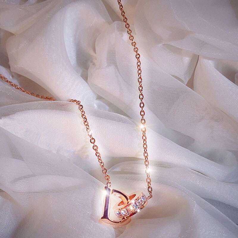 Kalung Wanita elegan titanium lapis emas model liontin huruf D - 204#