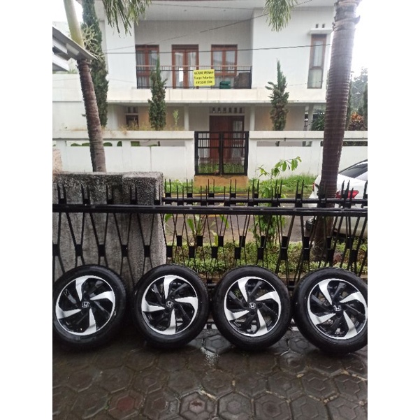 4 Velg R15 pcd 100+ Ban 185/65  Brio RS mobilio RS vios jazz yaris calya sigra jazz agya ayla karimun datsun civic genio ferio baleno lova