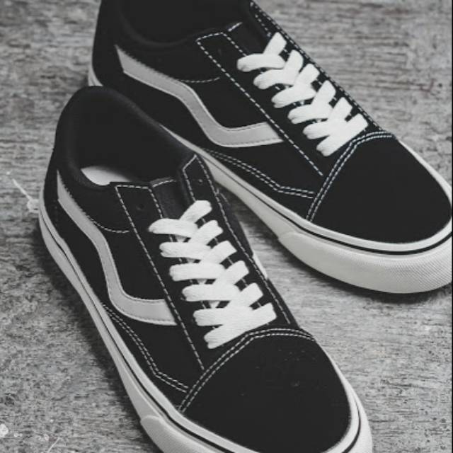  Sepatu Ventela Retro  77 Black Shopee Indonesia