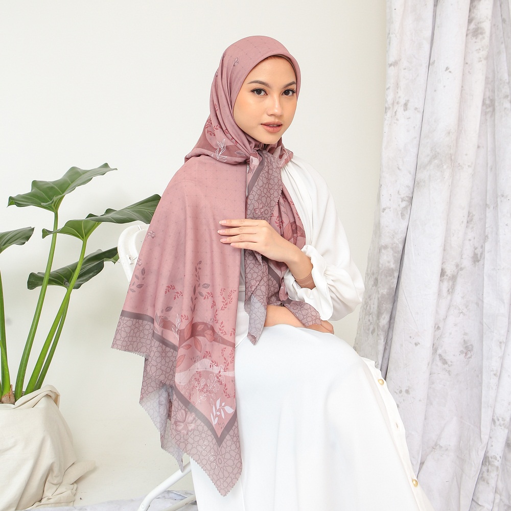 Le Khari Square Hijab Azalea Premium Ultrafine Voal-Asoka Hijab Kode 04
