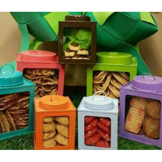 Toples Kaleng / Kaleng Kerupuk Vintage / Kaleng Jadul / Toples Kue / Toples Lebaran