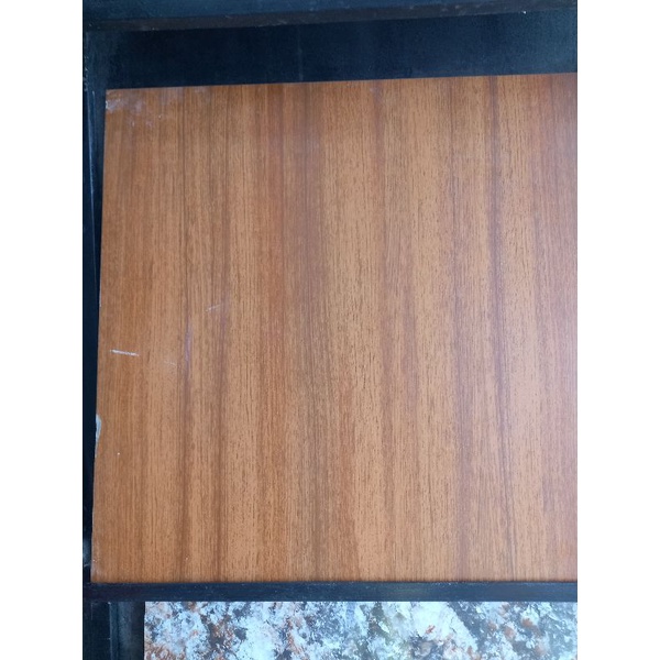 granit indogress 60x60 serat kayu