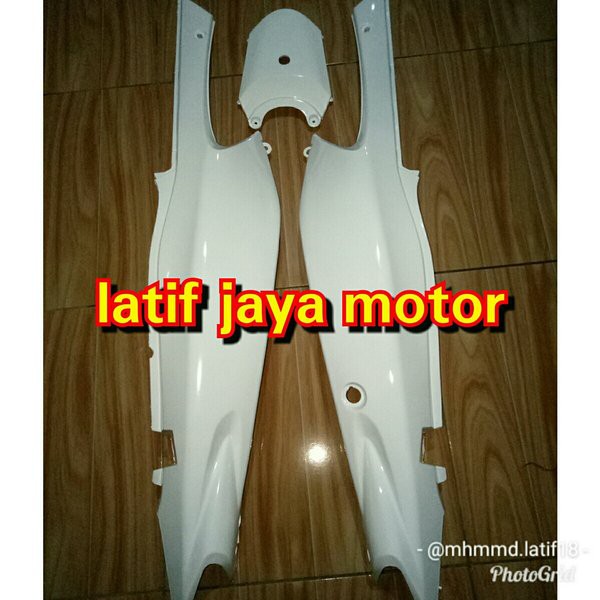 body satria hiu putih .