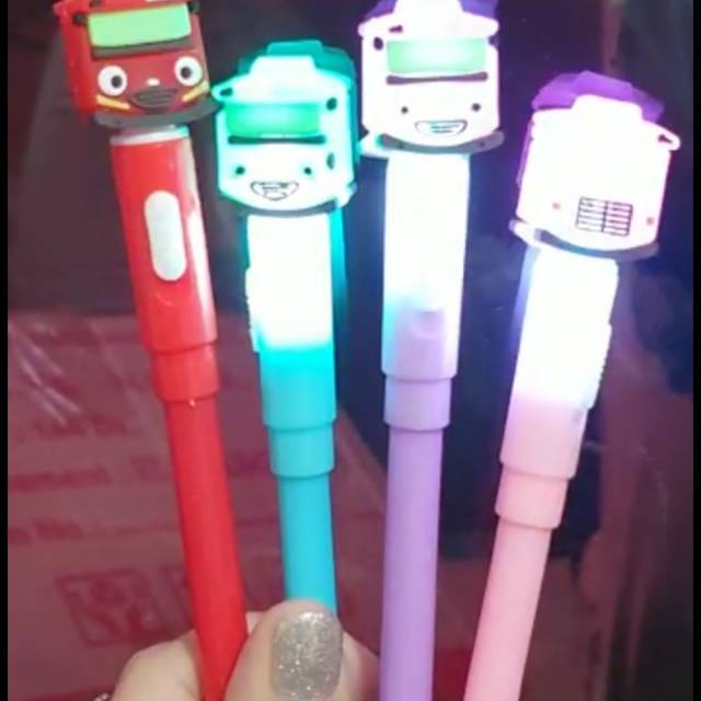 

Pen gel model karekter lampu terbaru