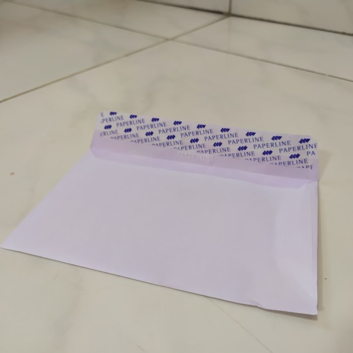 

MENYURAT-SURAT- AMPLOP PUTIH 90 PPS PAPERLINE PPL PEEL SEAL LEM STRIP PEREKAT SEGEL -SURAT-MENYURAT.