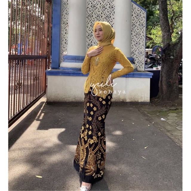 Set Kebaya Semi Italy Dengan Rok Mermaid | kebaya Bali Hijab Muslim