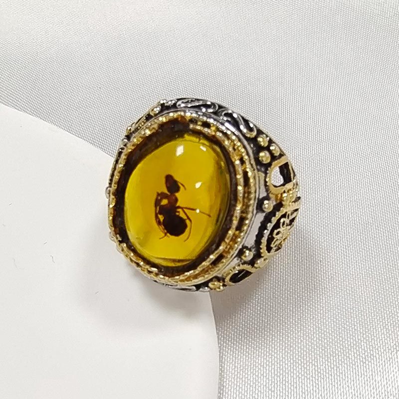 Cincin Model hollow Warna Kuning amber Gaya retro Untuk Pria