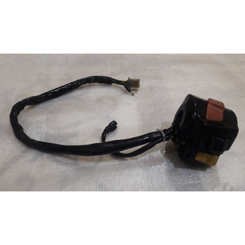 Holder kanan original copotan tiger revo