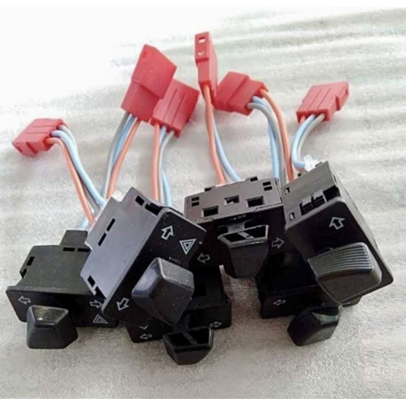 SAKLAR SEIN HAZARD+SOKET BEAT FI/VARIO110/REVO UKURAN 3,4CM