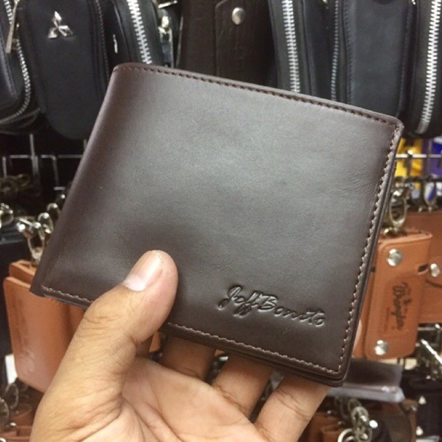 Dompet pria kulit asli berkualitas tinggi model terkini #dompet #dompetpria #dompetcowok #dompetlipa