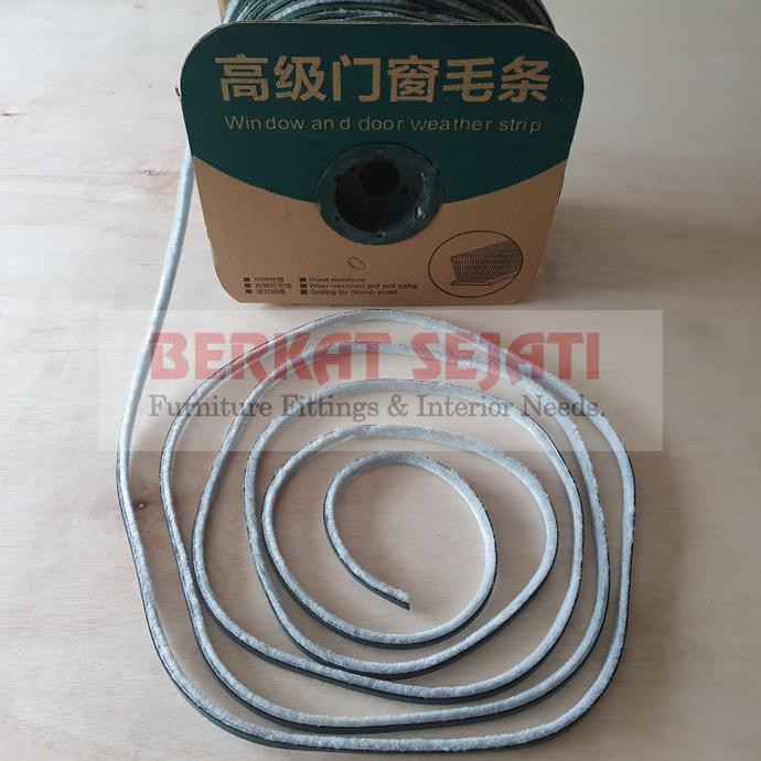 

Cuci Gudang Awal Tahun Door Seal Moher Mohair Bulu Peredam Pintu Jendela Lem Double Tape ABU" Promo
